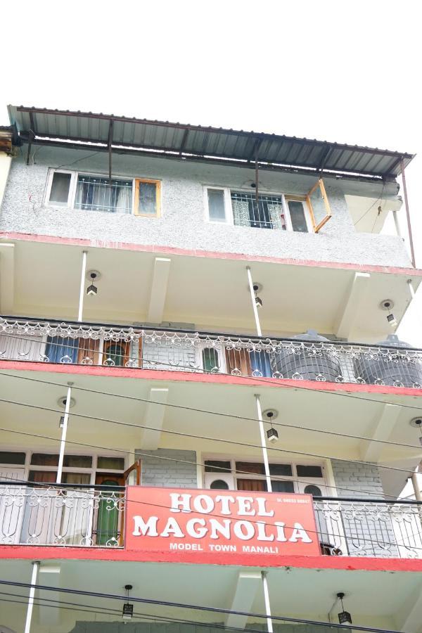Hotel Magnolia Mallroad Manali Buitenkant foto