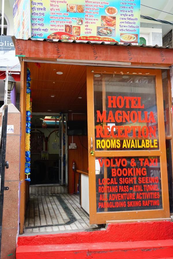 Hotel Magnolia Mallroad Manali Buitenkant foto